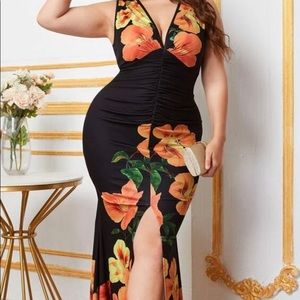 Floral Print split thigh dress size 4X size 18/20 new